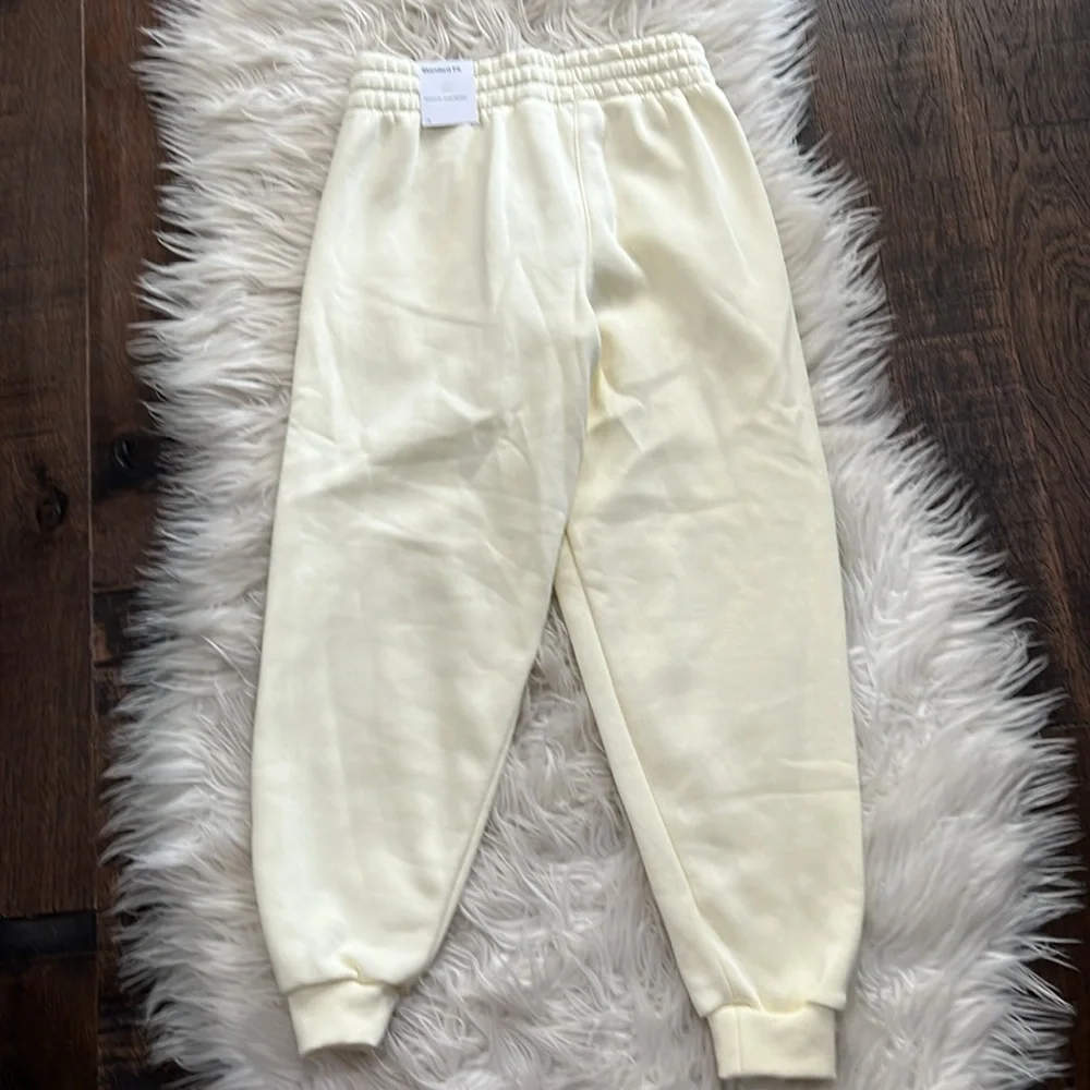 Trendy Nike Athletic Joggers